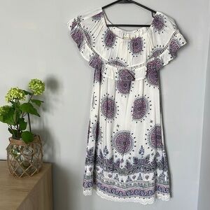 Francesca’s Cute boho white mandala dress with lace hem size S boutique​